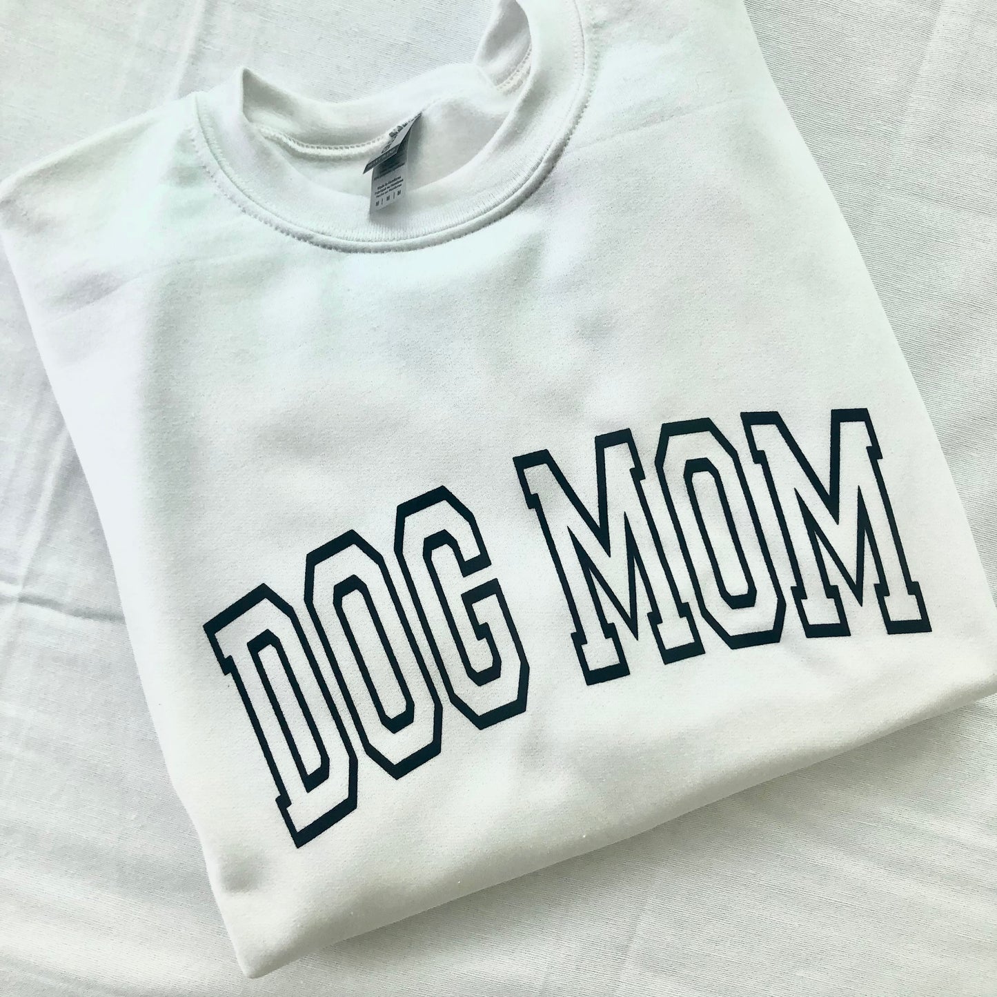 DOG MOM SWEATSHIRT